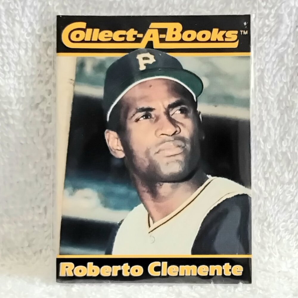 3/$20 E/NM Vintage 1990 Roberto Clemente Collect-A-Books Booklet!!